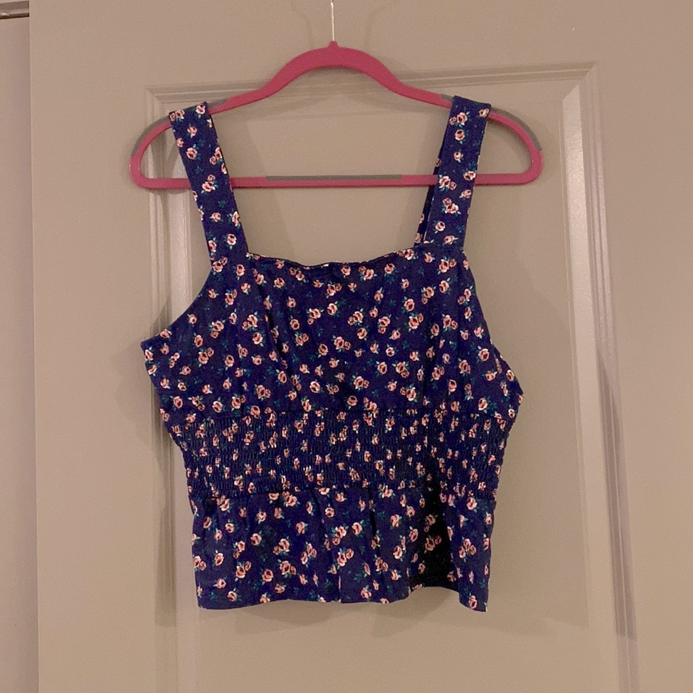 Express cropped Navy Blue with Rose Print tank